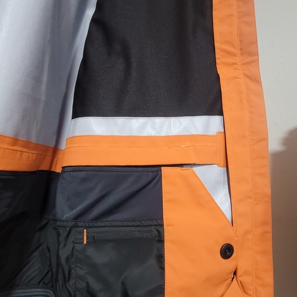 Alpine surf club Sasquatch edition. - Picture 8 of 12